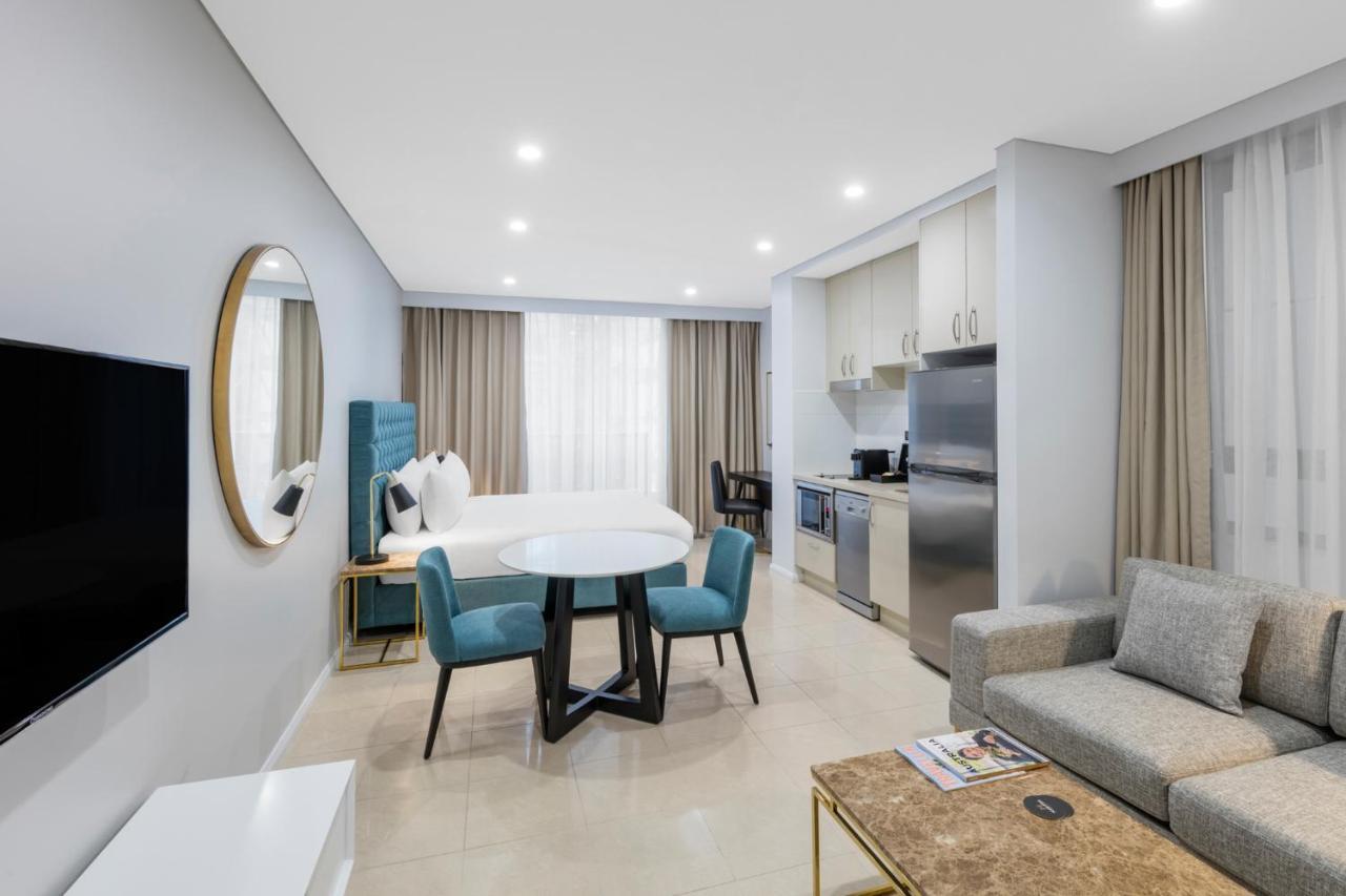 Meriton Suites Pitt Street, Сидней Экстерьер фото A typical apartment