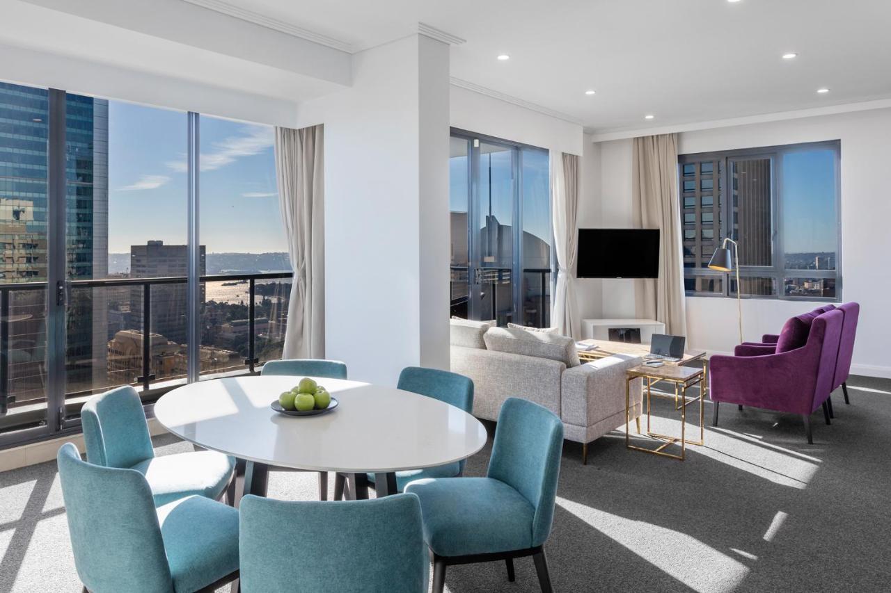 Meriton Suites Pitt Street, Сидней Экстерьер фото A typical apartment interior