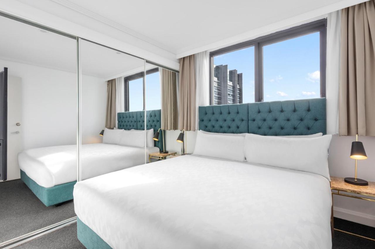 Meriton Suites Pitt Street, Сидней Экстерьер фото Bedroom