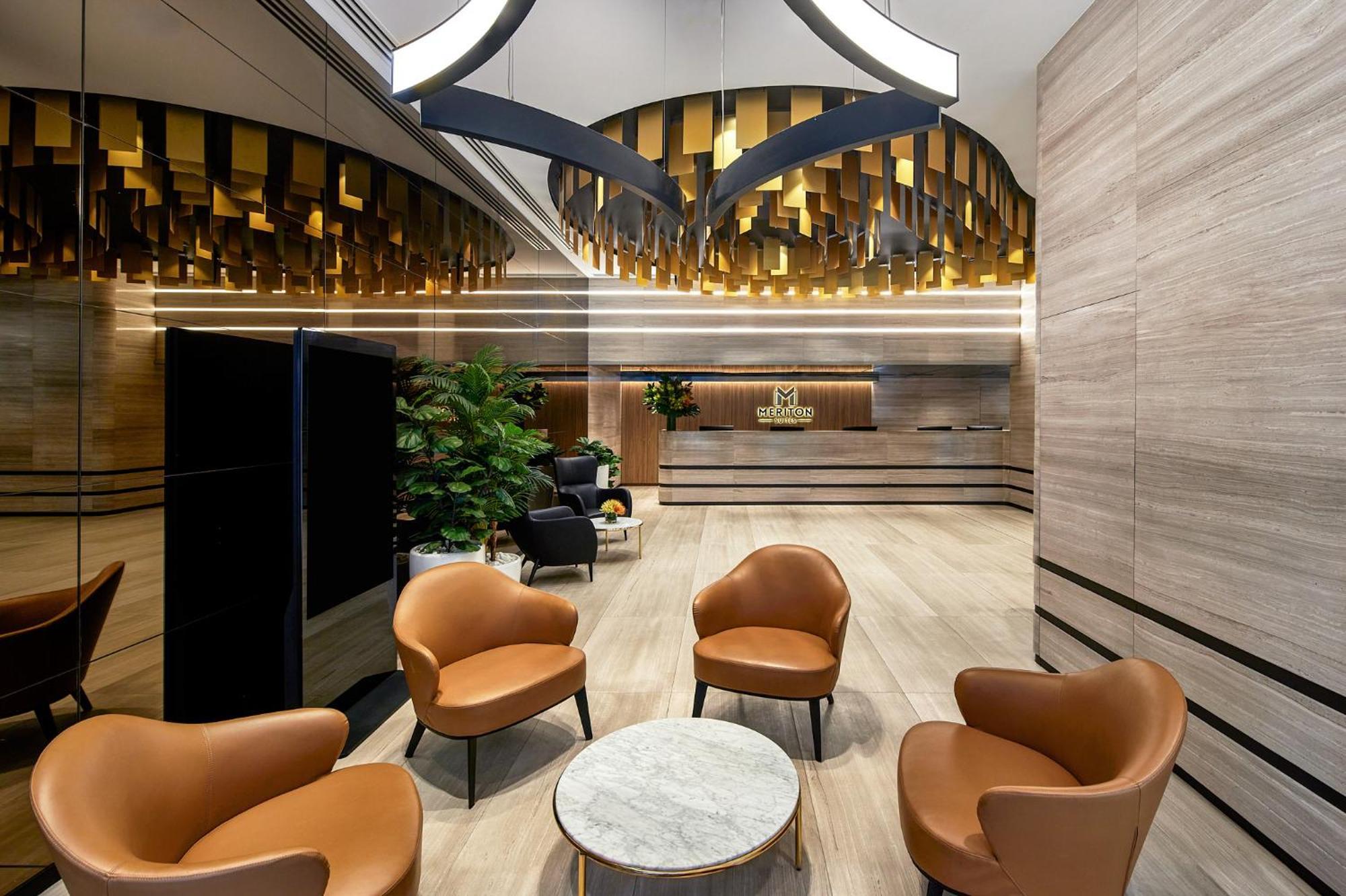 Meriton Suites Pitt Street, Сидней Экстерьер фото The lounge at the airport